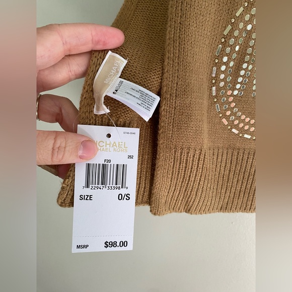 Michael Kors tan ribbed knot scarf with metallic studded MK logo new with tags - Picture 2 of 6